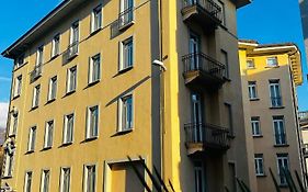 Guesthouse Lugano Studio Apartments By Lr